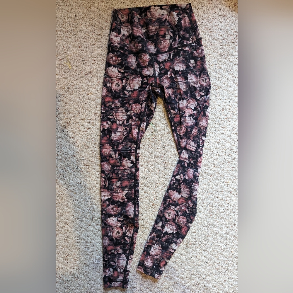Lulu Lemon Athletic Leggings